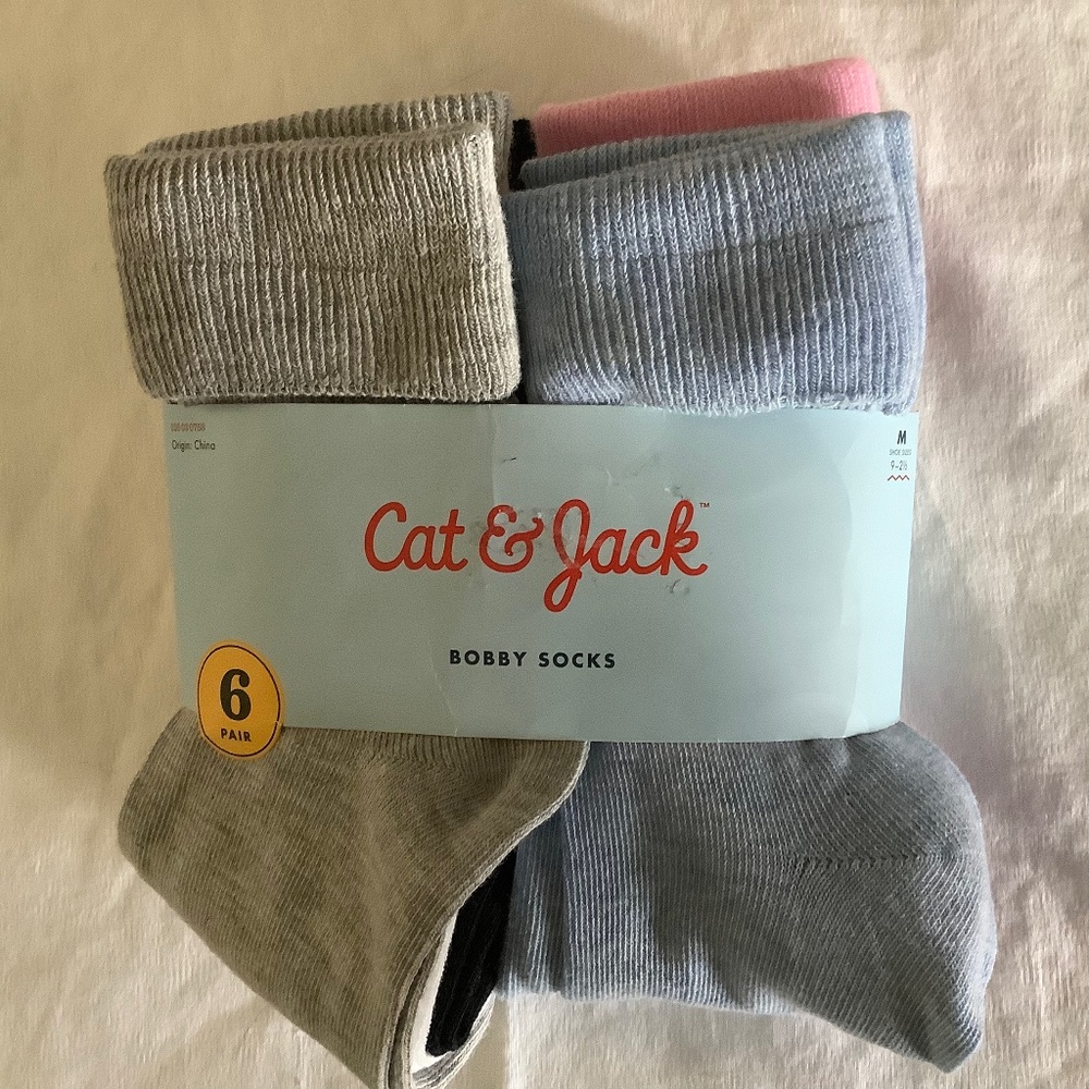 Cat & Jack bobby socks 6 pack NWT